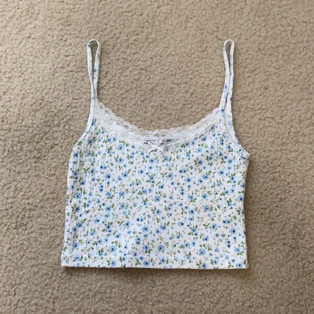 skylar bow tank
